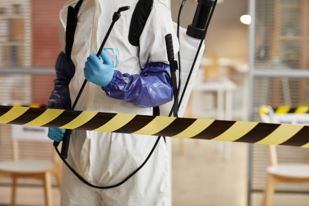 Professional Biohazard technician working in Miami, FL